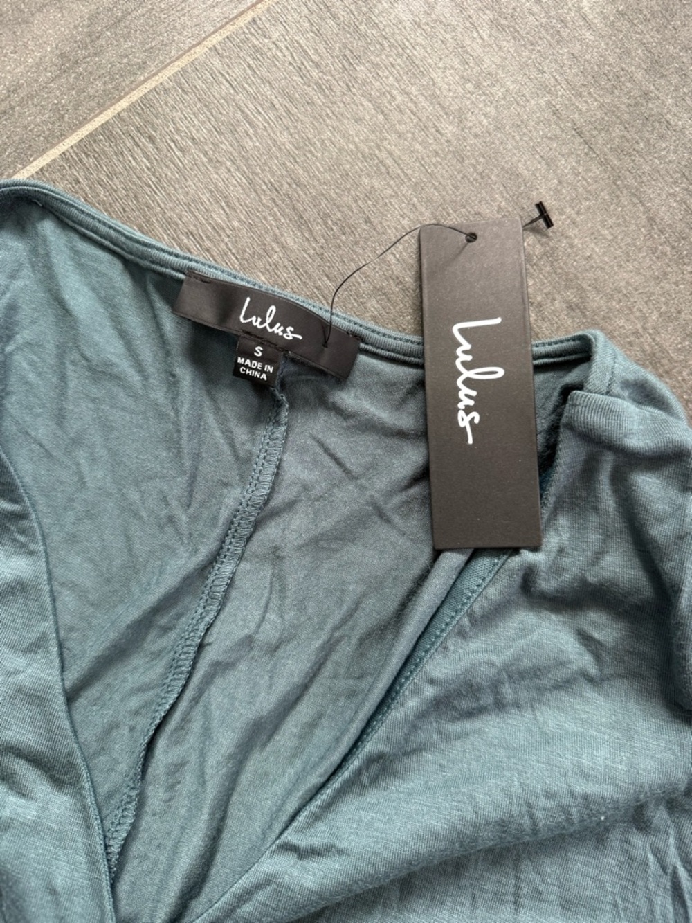 Lulu's Teal Wrap-Style Short Sleeve Bodysuit size S NWT - Picture 2 of 3